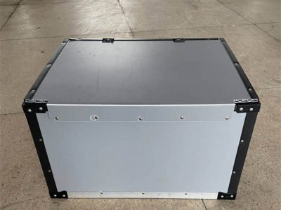 中空板骨架箱