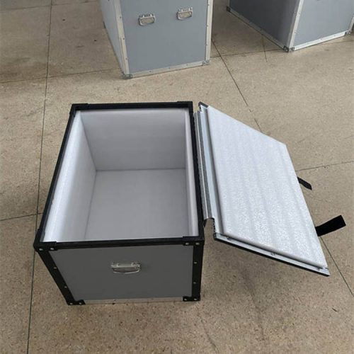 中空板骨架箱